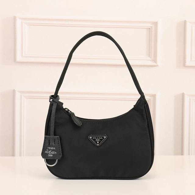 Prada-Prada's latest handbag underarm bag official website uses original importe