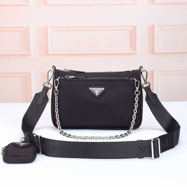 Prada-Prada messenger bag official website uses original imported waterproof fab