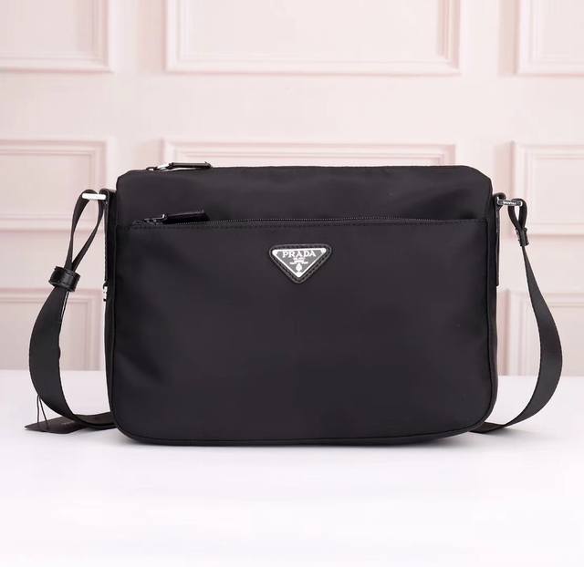 Prada-Prada messenger bag official website uses original imported waterproof fab