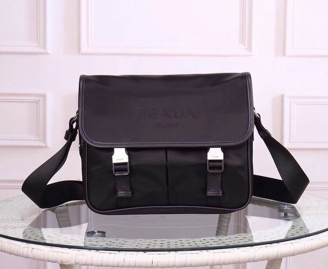 Prada-Prada messenger bag official website uses original imported waterproof fab