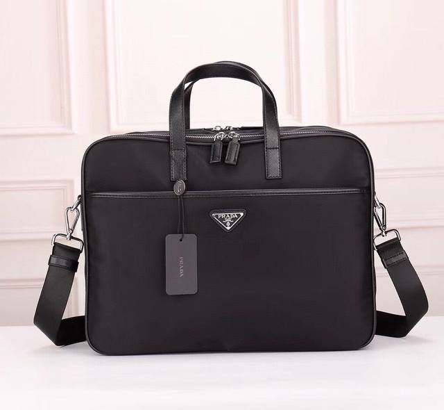 Prada-Prada briefcase official website uses original imported waterproof fabrics