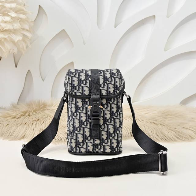 Dior - Dior counter latest vertical messenger bag shoulder bag official website
