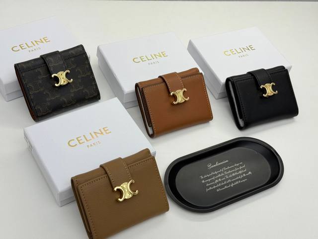 Celine F07 Color Black Apricot Brown Old Flower Size 11*10*5 Celine short wallet