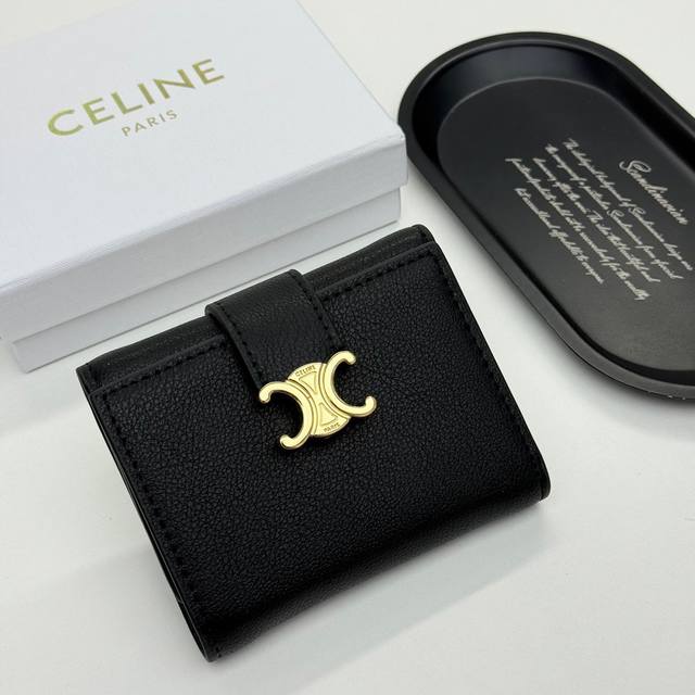 Celine F07 Color Black Apricot Brown Old Flower Size 11*10*5 Celine short wallet