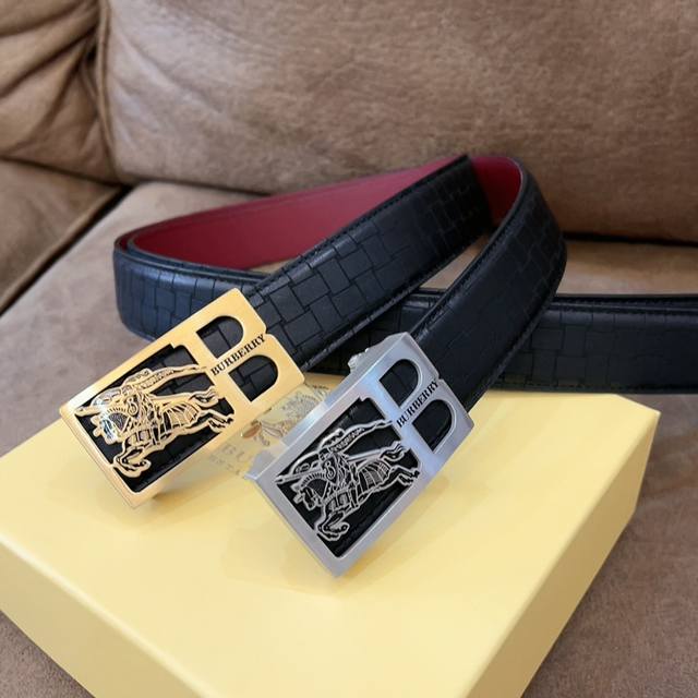 Burberry's beautiful automatic buckle slideway width: 3.5cm. The new original ve
