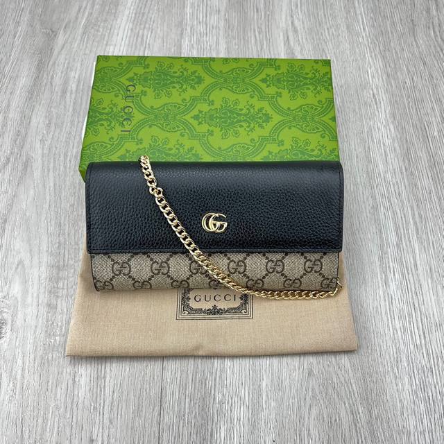 Color Black Size 19X10 New product from Gucci! Made of imported cowhide and imp