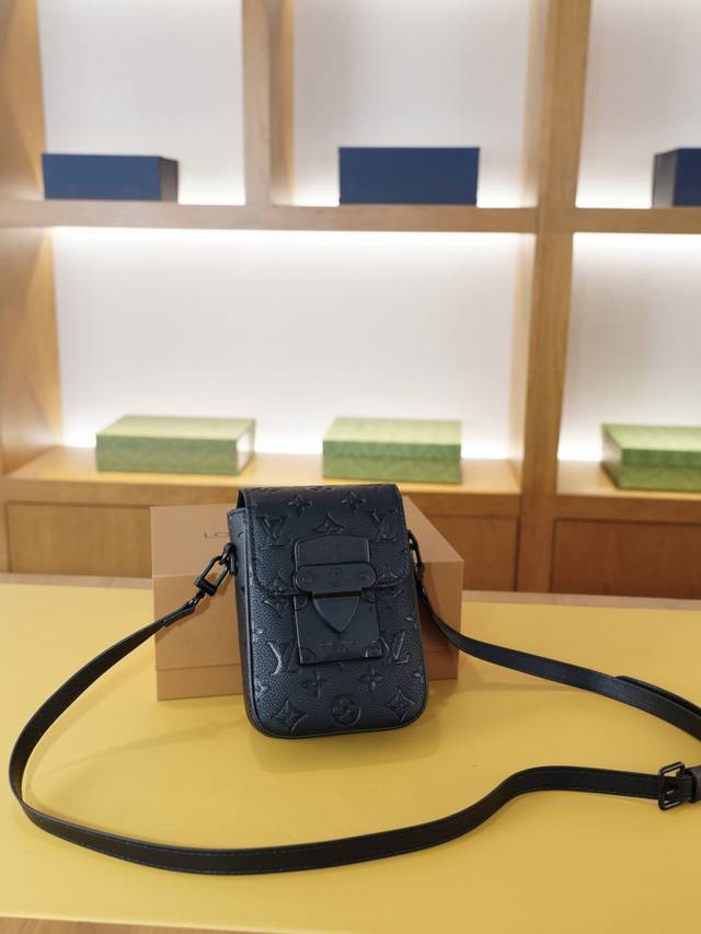 Louis Vuitton official website synchronized high version crossbody shoulder bag