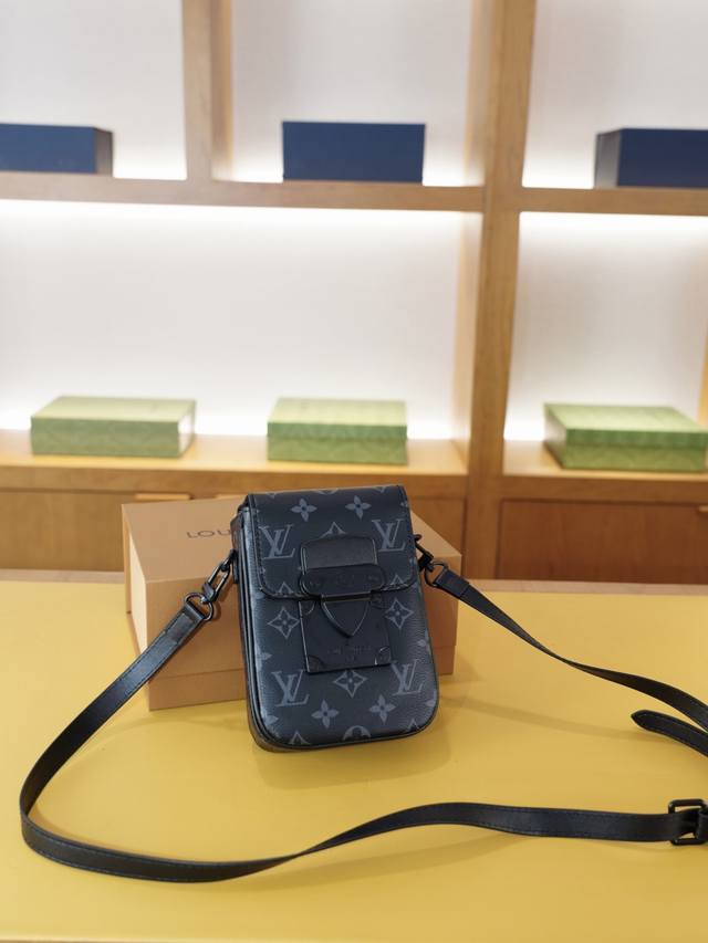 Louis Vuitton official website synchronized high version crossbody shoulder bag