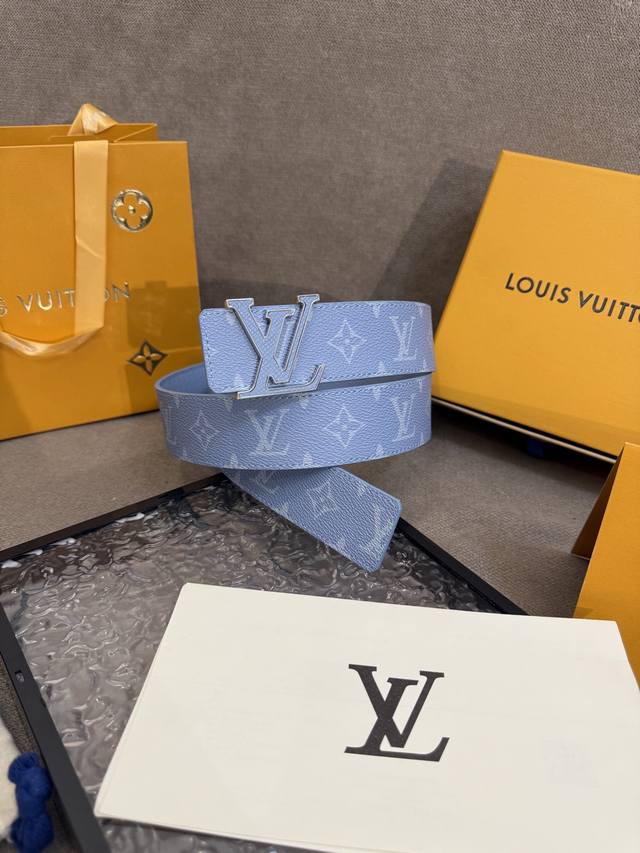 Lv Men's new belt width 4cm Customized canvas fabric with brand new pattern effe