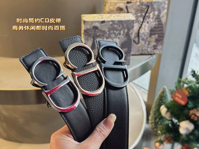 Dior's latest buckle top layer cowhide lychee pattern design is popular all over