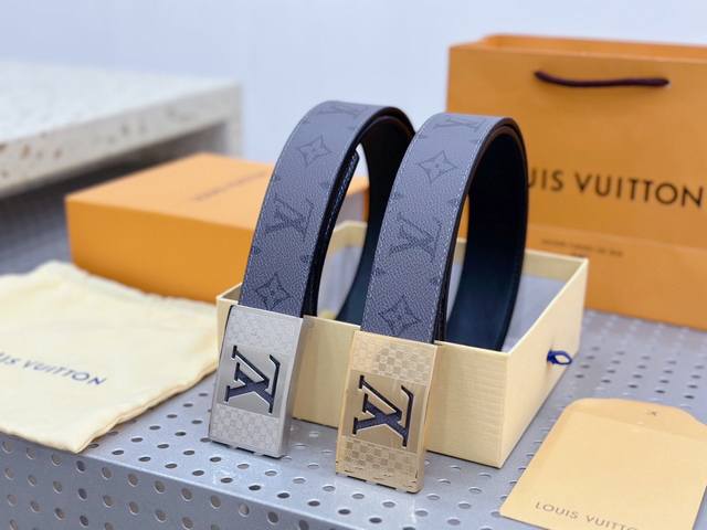 Original-LV Louis Vuitton iconic letter metal buckle with classic checkerboard