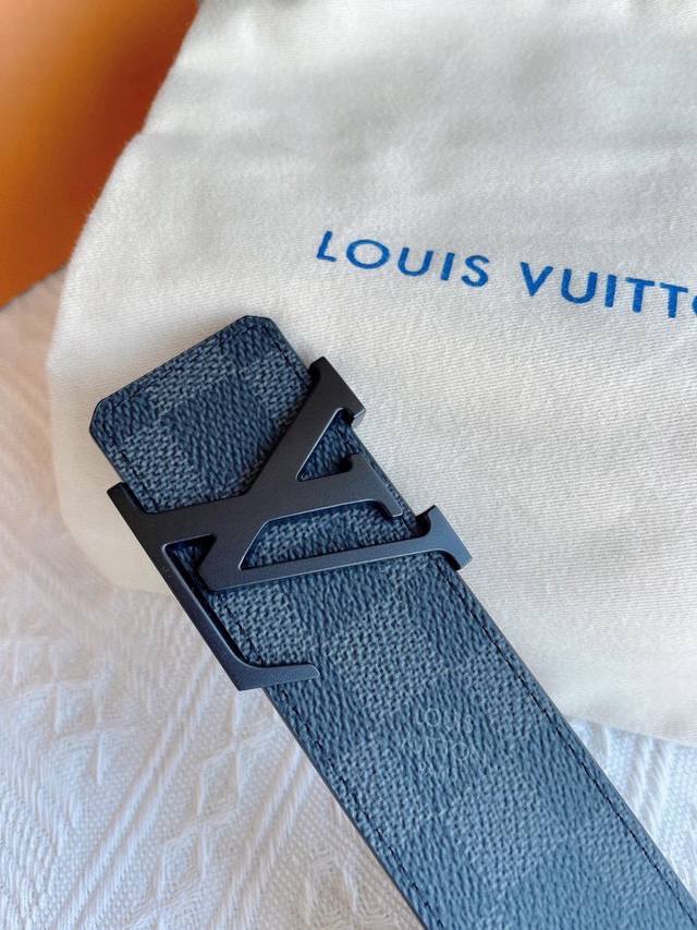 Original Louis Vuitton classic brown checkerboard black checkerboard presbyopia