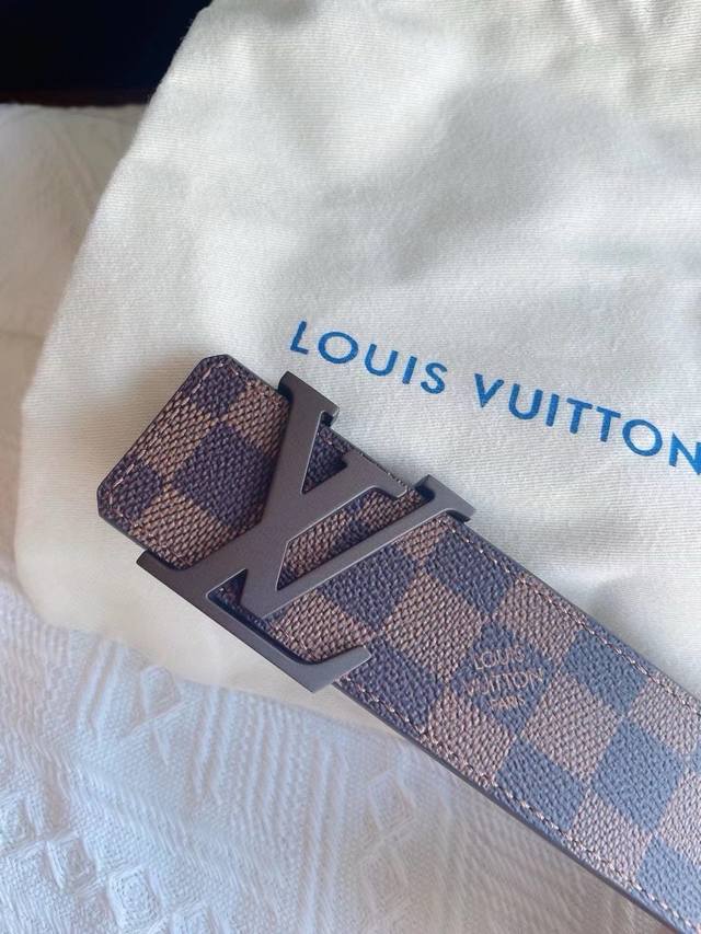 Original Louis Vuitton classic brown checkerboard black checkerboard presbyopia