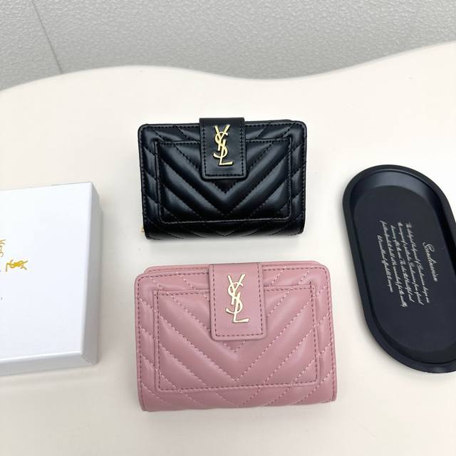 Ysl 8355 Color Black and Pink Size 13.5X9.5X3.5 The latest model from the counte