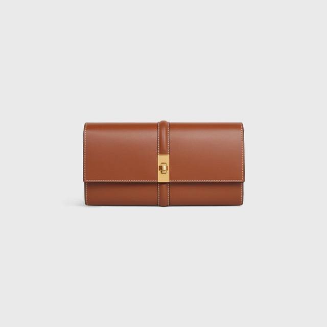 Celine Color Black Brown Size 19*10*3 Celine long wallet is a very beautiful ser