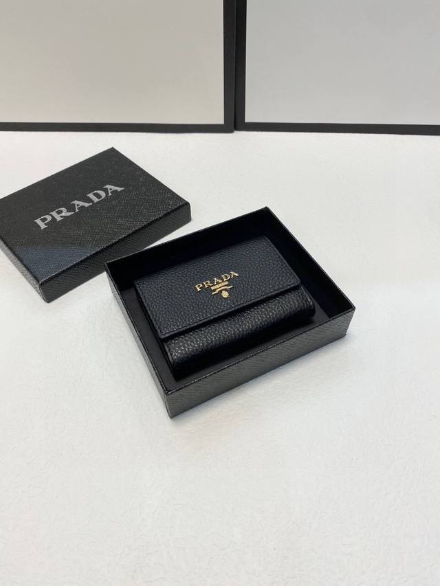 Color Black Size 10X7 Prada's new card holder, fine workmanship, compact and pr
