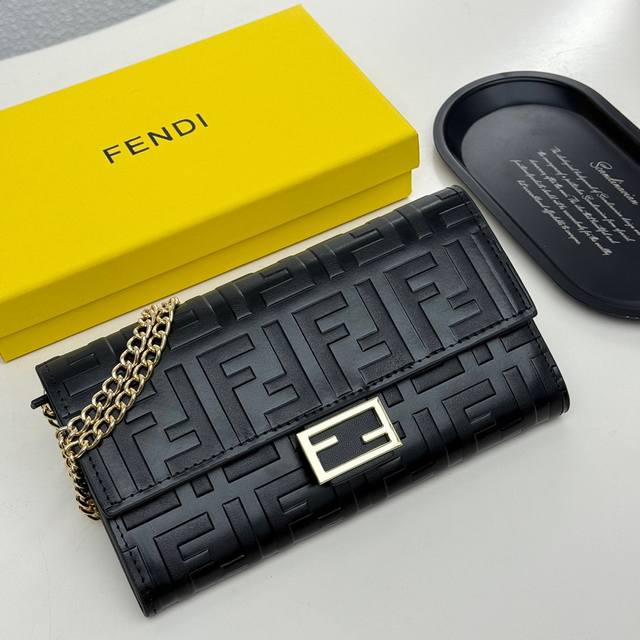 Fendi 621666 Color Black Dark Brown Size 19*10.5*3.5 Fendi counter synchronizati