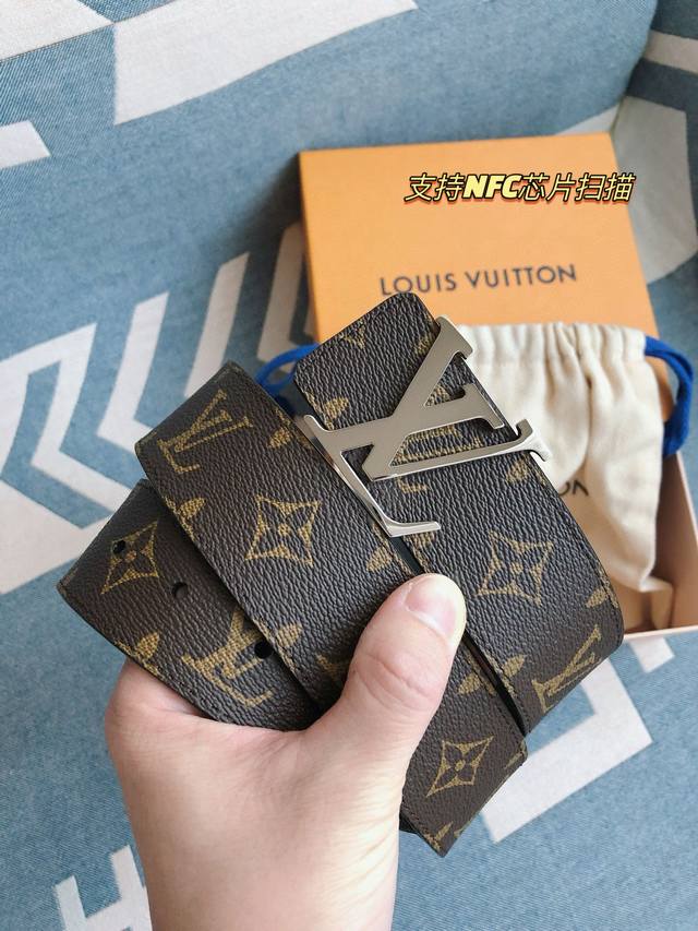 Lv belt width: 4.0Cm The latest series of counters, with exquisite carved buckle