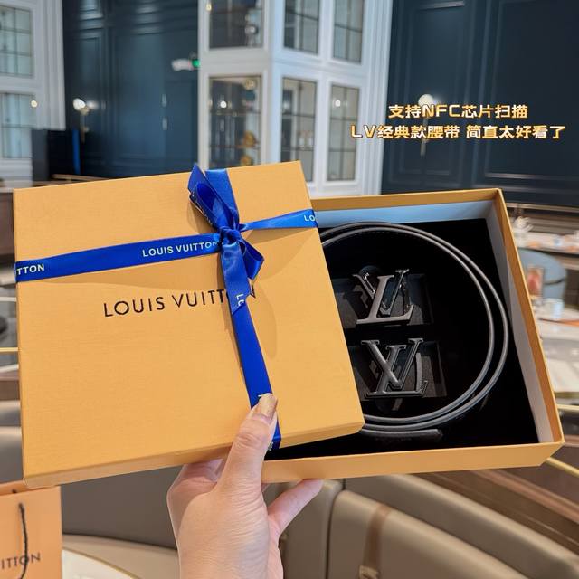 One belt and one buckle One belt and two buckles Gift hot-selling Lv width: New