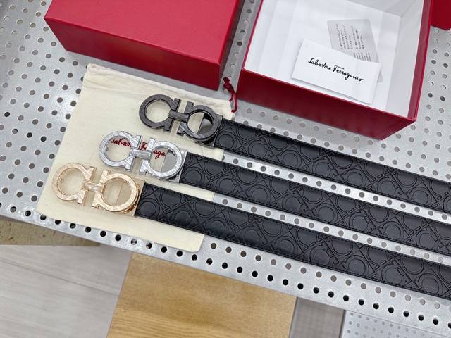 If you don't know which belt to give to your boyfriend, client or husband, you c