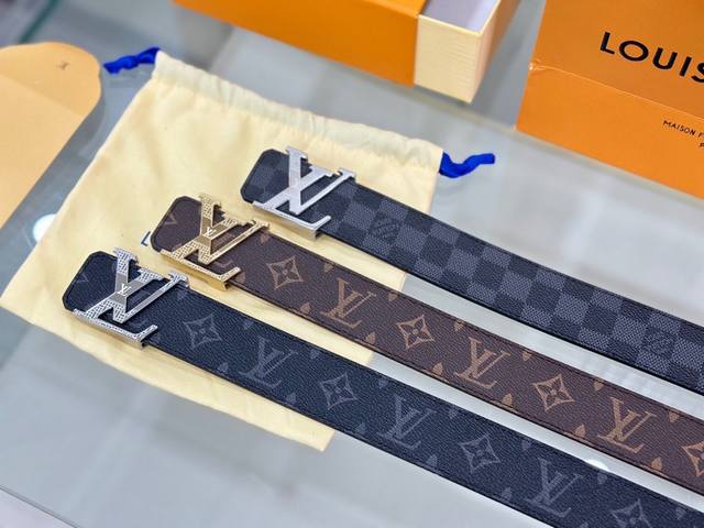 Louis Vuitton imported original quality classic men's belt counter Togo leather
