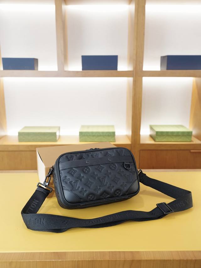 Louis Vuitton official website synchronized high version crossbody shoulder bag