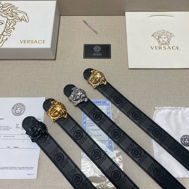 Brand: Versace Grade: Original private goods. Top layer cowhide, counter sales,