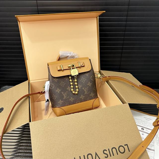 Louisvuitton Louis Vuitton Lv Steamer 15 Removable and adjustable shoulder strap