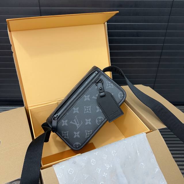 Louisvuitton Louis Vuitton Lv Black Warrior Messenger Bag Bosphore Mini Handbag