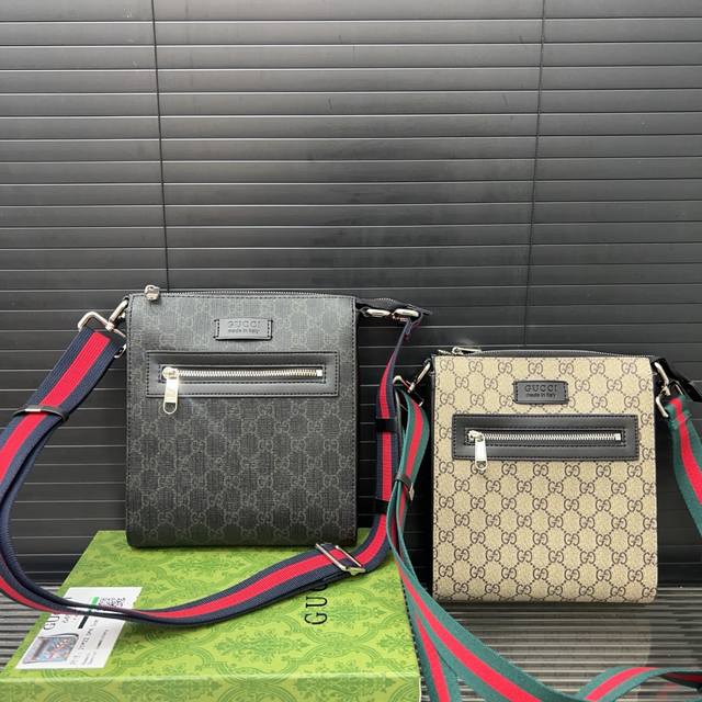 Gucci Gucci Gg Supreme series Black small messenger bag shoulder crossbody bag m