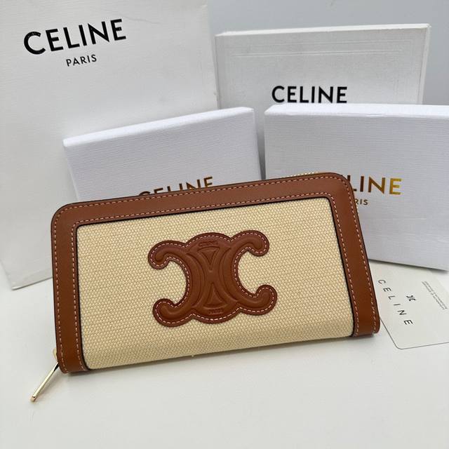 Celine A17 Color White Canvas Size: 19*10.5*3.5 Celine counter synchronization,