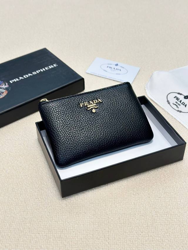 Color Black Size 14.5X9 Prada cowhide coin purse Classic match, fashionable and