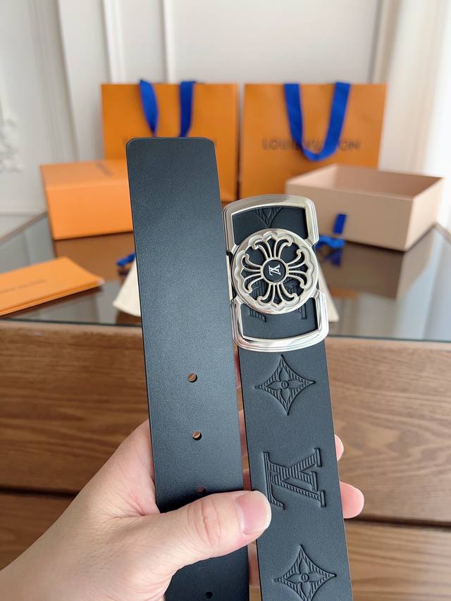 Louis Vuitton original product, width 3.8cm Double-sided first layer old flower