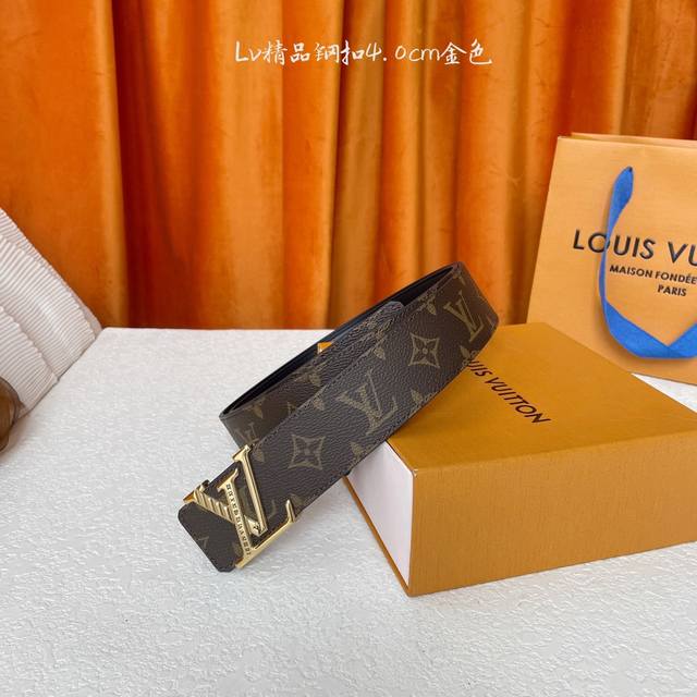 Louis Vuitton: classic original quality, classic printed surface, original plain