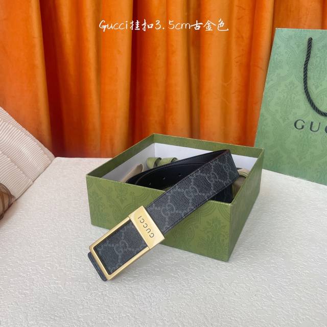 Gucci Classic style PVC printed surface with original leather bottom boutique bu
