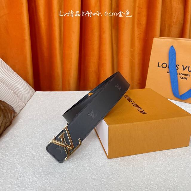 Louis Vuitton: classic original quality, classic embossed surface, original plai
