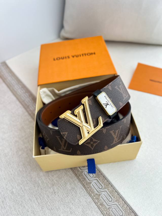 Product name: Lv..Louis..Vuitton belt original Model: Buckle, classic pure stee