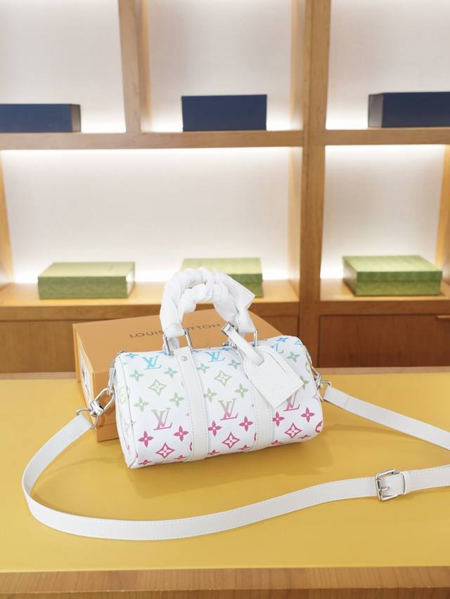 Louis Vuitton official website synchronized high version crossbody shoulder bag