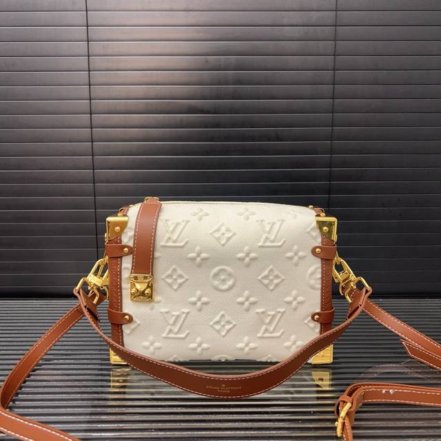 Louisvuitton Louis Vuitton Lv Trunk denim unisex handbag shoulder messenger bag