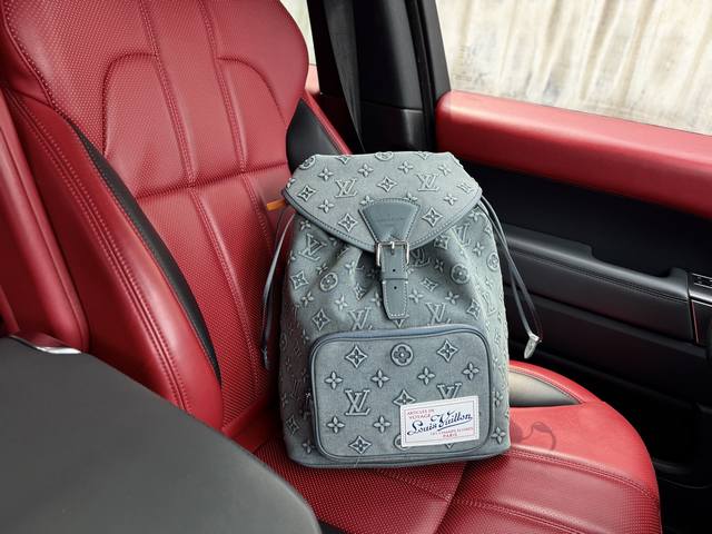 High-end new "Louis Vuitton" Lv backpack Louis Vuitton backpack M22534-Fw23 new