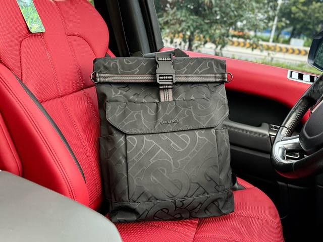 High-end goods New "Burberry" backpack Burberry Burberry large capacity Tb excl