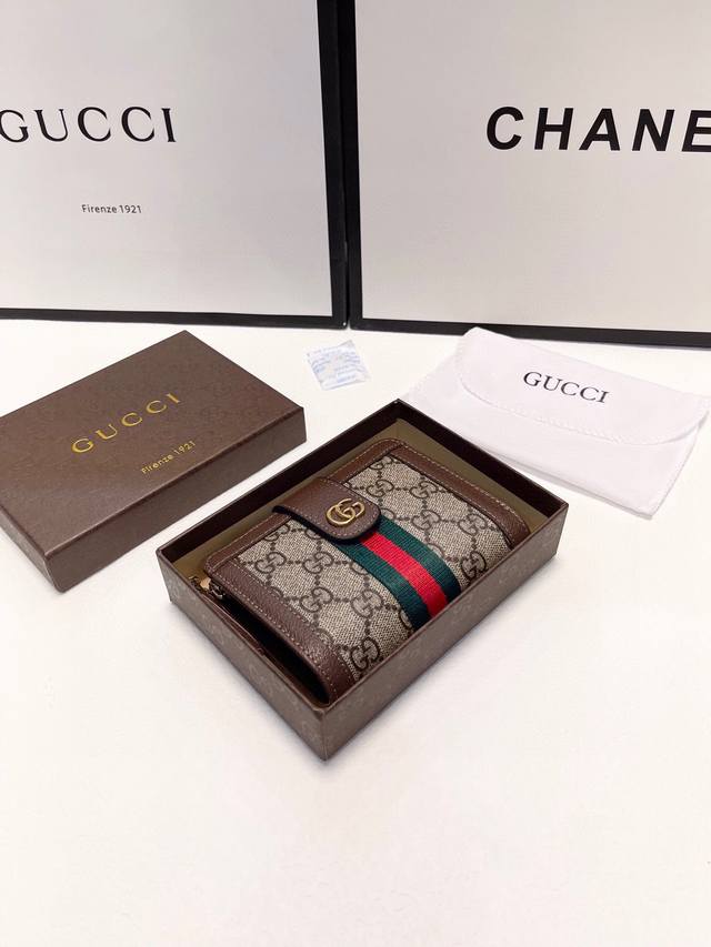 Color Pvc color matching Size 15X10 Gucci style tri-fold short wallet Imported
