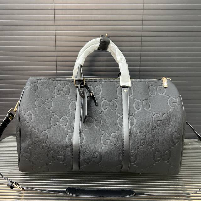 Gucci Gucci embossed travel bag handbag airport bag real shot original original