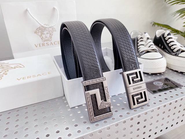 Versace - Pure cowhide, high-end goods, clear texture, super good feel, street-