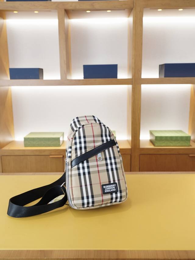 Burberry official website synchronized high version chest bag Timeless iconic pr