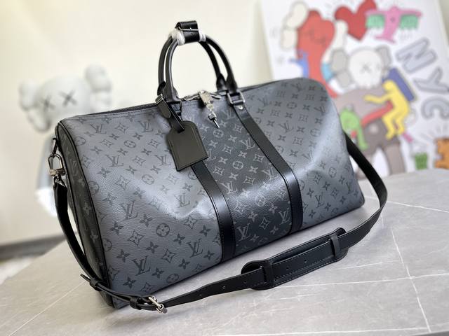 Top original M45392 Keepall 50 travel bag with shoulder strap This Keepall trav