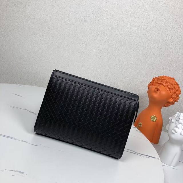Bv Men's Clutch Brand new counter Brand new bag body is well known to the world