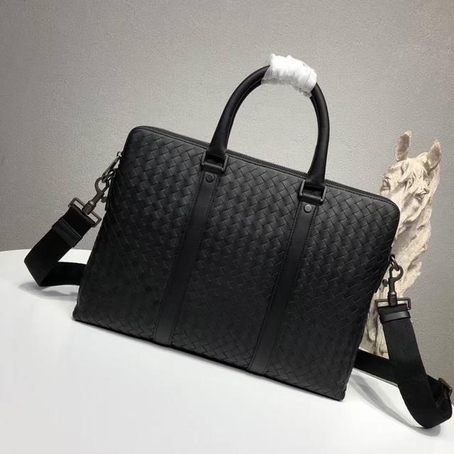 Bv briefcase double-pull computer bag is made of top-grade imported fetal cowhid