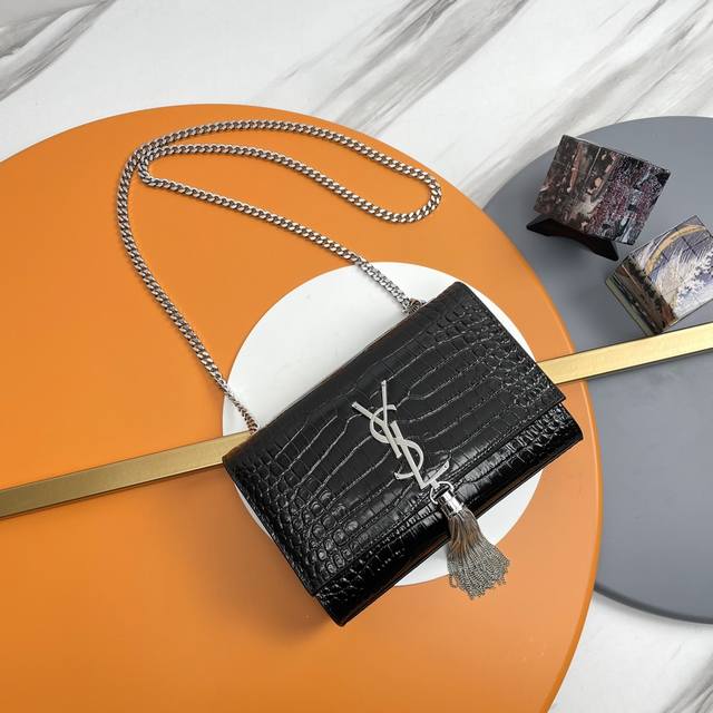 20# Original crocodile pattern black silver buckle + Kate The most classic style