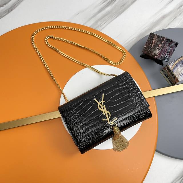 20# Original crocodile pattern black gold buckle + Kate The most classic style a